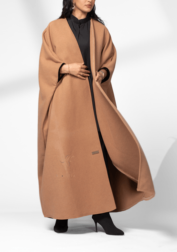 عباية باللون الجملي شتوية بقصة البشت Z6088