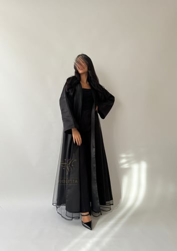 بكج عباية سوداء دبل شيفون كلوش و فستان تحت العباية...
