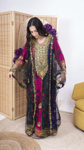 ثوب نشل أسود Z9033