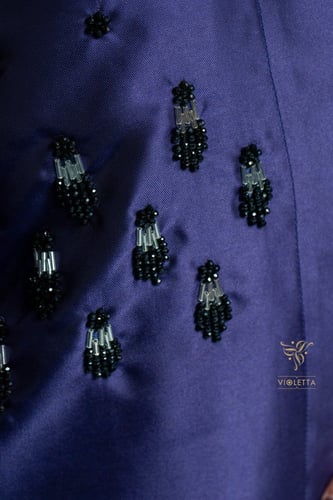 عباية كحلية بتطريز خرزي Z6078