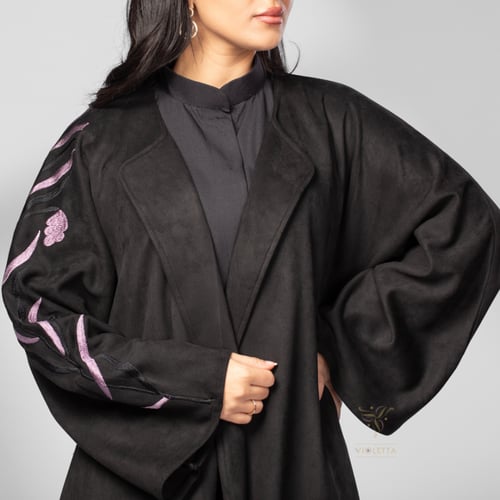 عباية سوداء شامواه بتطريز زهر البنفسج 6159