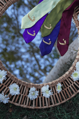 ربطة بالستان مزينة بالحروف - Z765