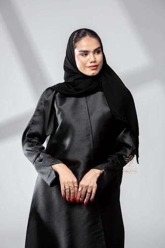 عباية سوداء رسمية وبأكمام متفردة-Z6051