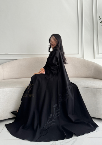 عباية سوداء كريب بتطريز زهور أسود ربع كلوش 6164