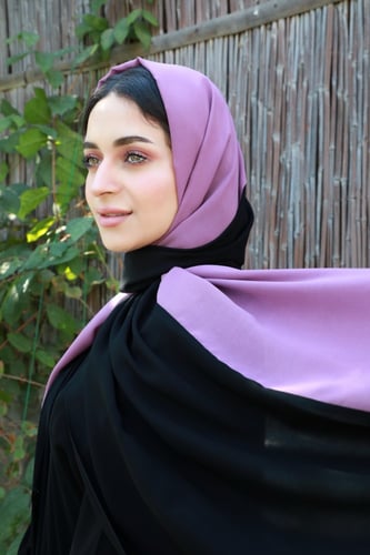 طرح المكس - طرحة نصفها أسود ونصف ملون -Z7028