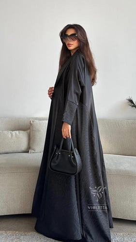 عباية سوداء بليزر تربل كلوش بقماش الجاكار 6175