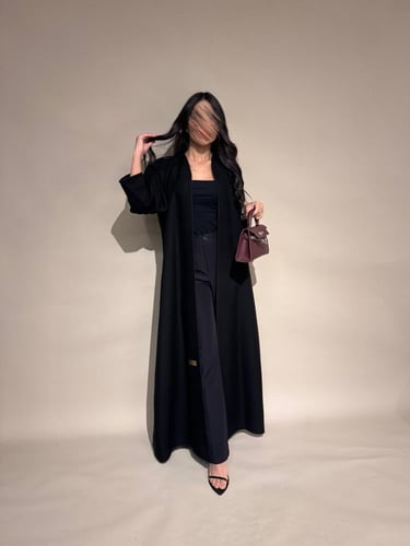 عباية سوداء بجاكار في الجوانب z6048