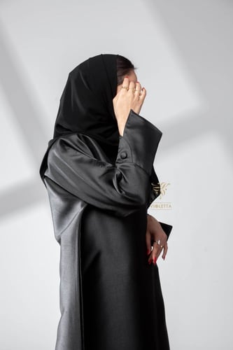 عباية سوداء رسمية وبأكمام متفردة-Z6051