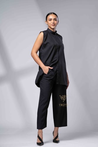 طقم قطعتين قميص وبنطال اسود تحت العبايةZ9021