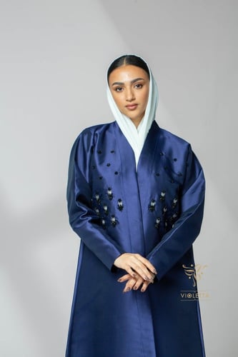 عباية كحلية بتطريز خرزي Z6078