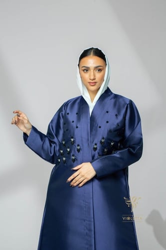 عباية كحلية بتطريز خرزي Z6078