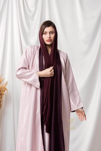 عباية وردية بفستان داخلي وأكمام مشكوكة Z6077