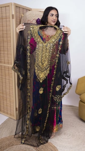 ثوب نشل أسود Z9033