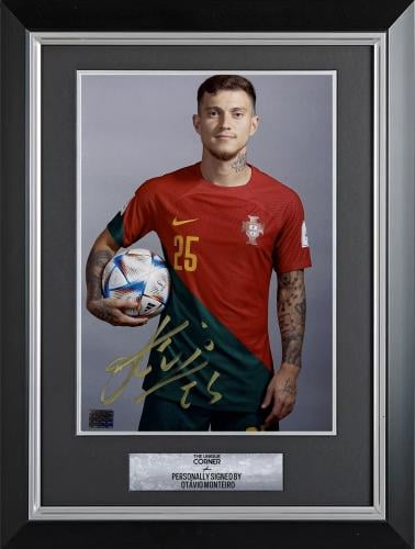 FRAMED OTAVIO HAND SIGNED PHOTOGRAPH