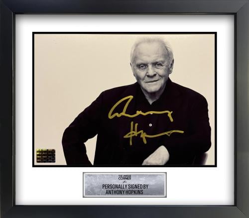 FRAMED SIR ANTHONY HOPKINS HAND SIGNED PHOTOGRAPH