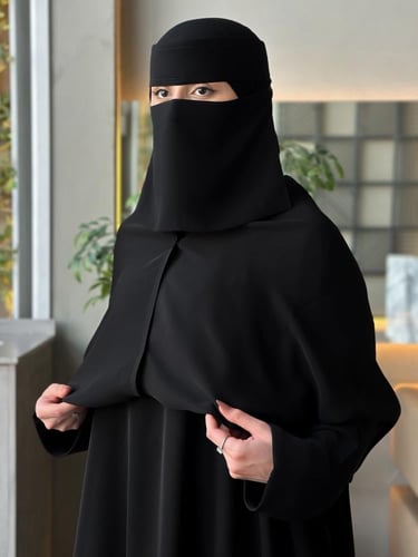 عبايه 2 في 1 مع نقاب مجانا