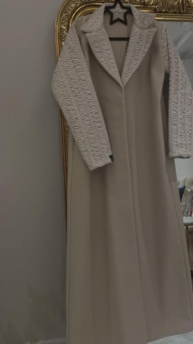 Power Beige Abaya