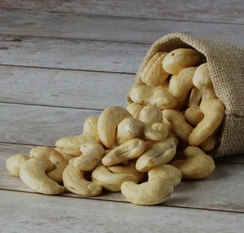 كاجو جامبو ني