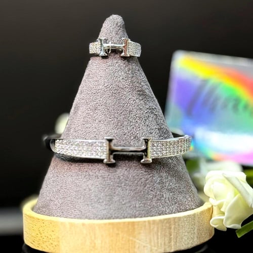 بانقل هونور ذهبي أو فضي بزركون