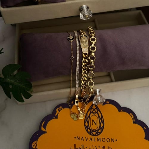 024 مجموعة اساور