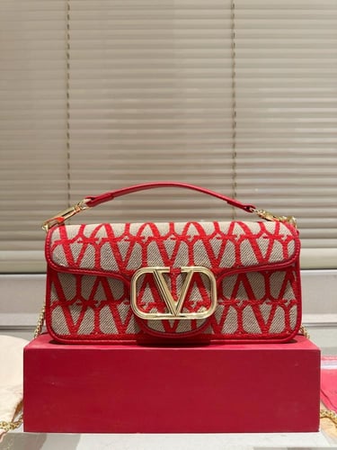 شنطه فالنتينو