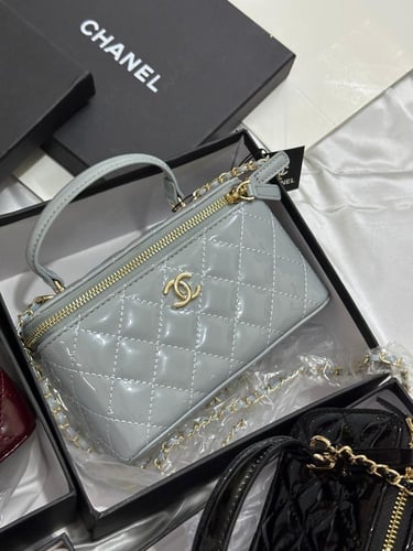 شنطة شانيل لمعه