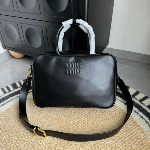 شنطة miumiu