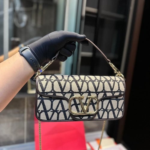 شنطه فالنتينو