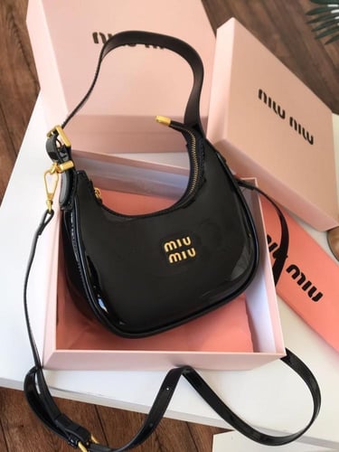 شنط miumiu