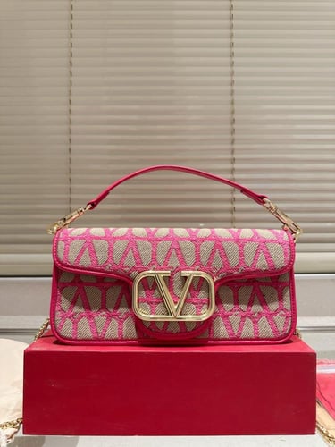 شنطه فالنتينو