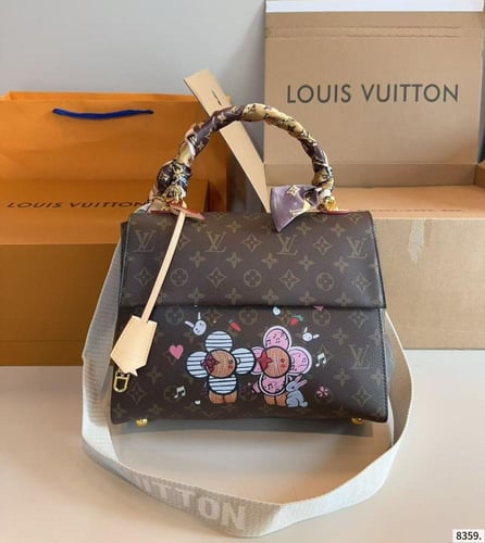 شنط lv