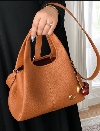 شنطة COACH