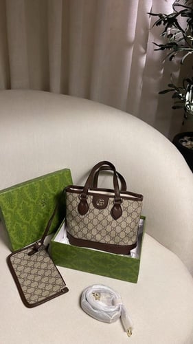 حقيبه قوتشي