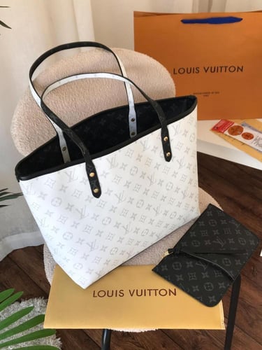 شنطة lv دبل فيس
