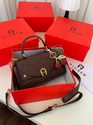 شنطه اقنر AIGNER