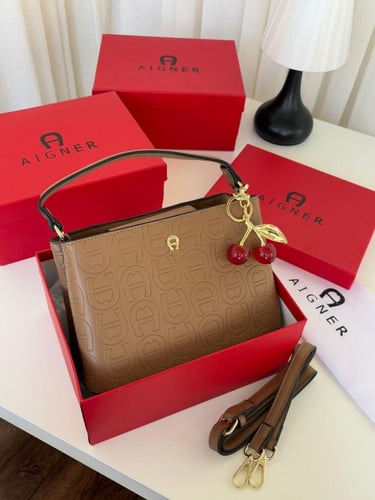 شنطه اقنر AIGNER