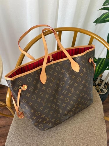 شنط لويس فيتون