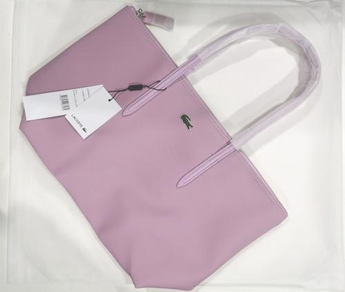 لاكوست ارجواني فاتح