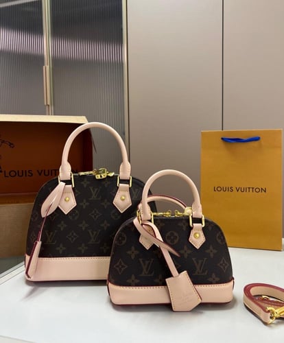 شنطة لويس فيتون