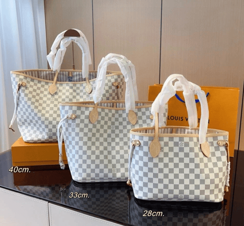 توت باق lv