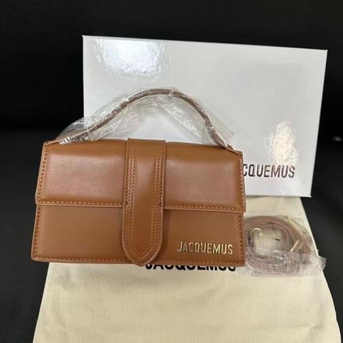 حقيبة جاكيموس