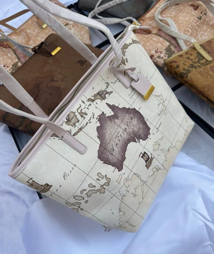 شنطه الفيرو مارتيني