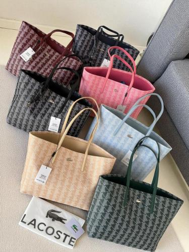 شنطه لاكوست