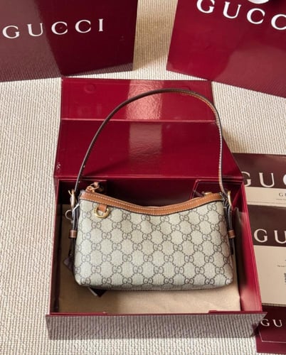 حقيبه قوتشي