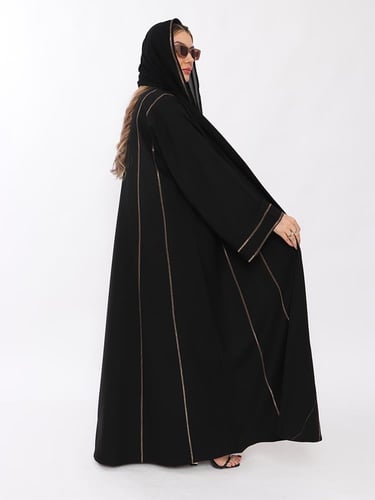 عبايه نصف كلوش كم مربع ٢خط سرفله امام وخلف وكم وتح...