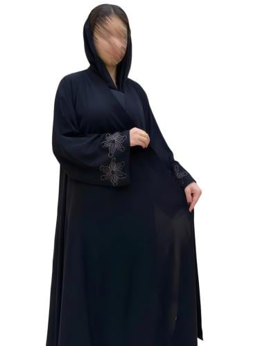 T005 عبايه تطريز على الكم مع شك يدوي