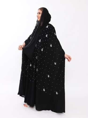 عبايه قطري شكل يديوي كامل العبايه قماش اندنوسي اما...