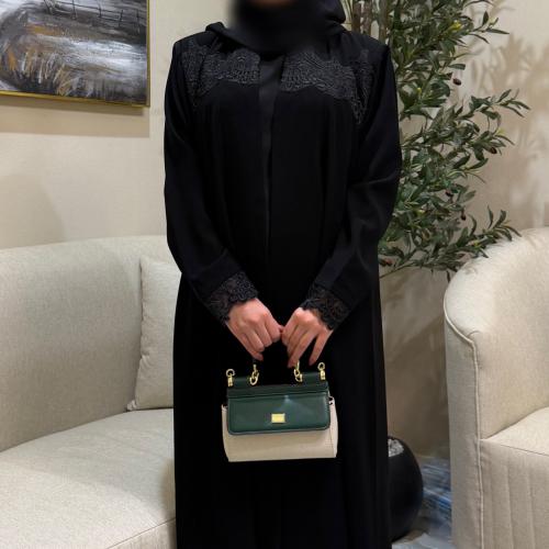 عباية قصة بليزر عادية كلفة اورجانزاء على الامام وب...