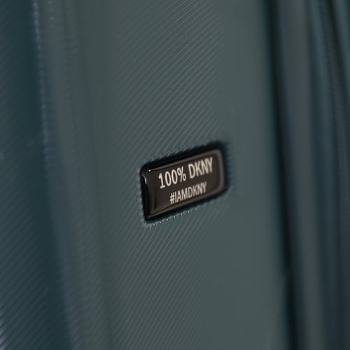 طقم حقائب نيو إيرا من ماركة دكنى