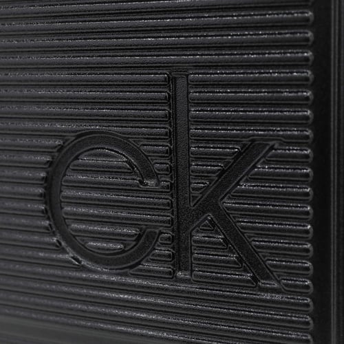 طقم حقائب ماركة كالفن كلاين